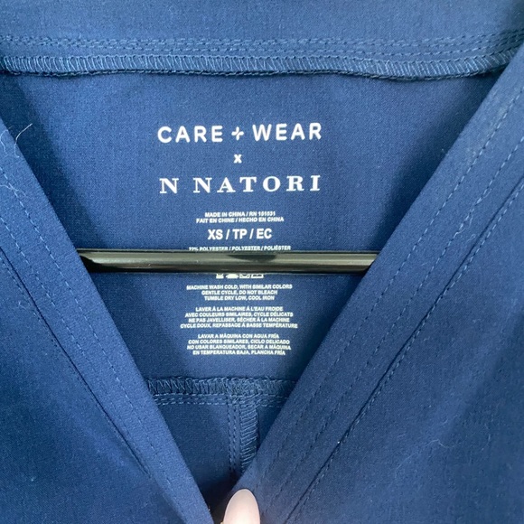 Care+Wear Scrub set in navy size XS - Picture 9 of 11